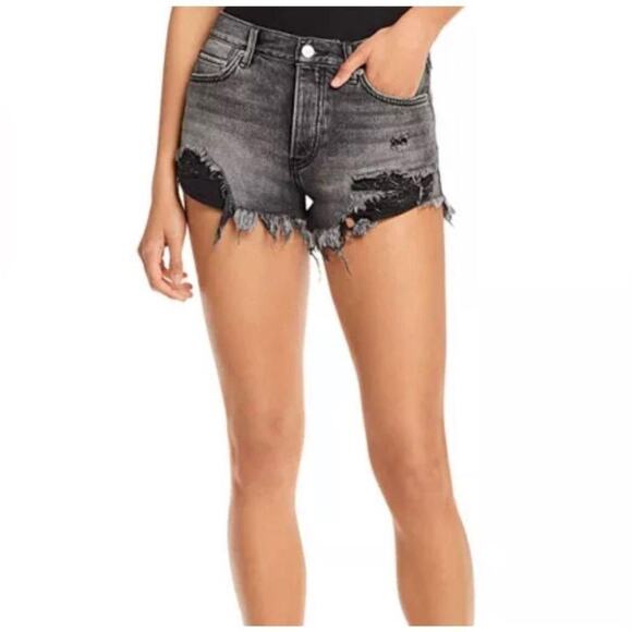 We The Free Loving Good Vibrations Cutoffs in Black Size 31 - Picture 2 of 8
